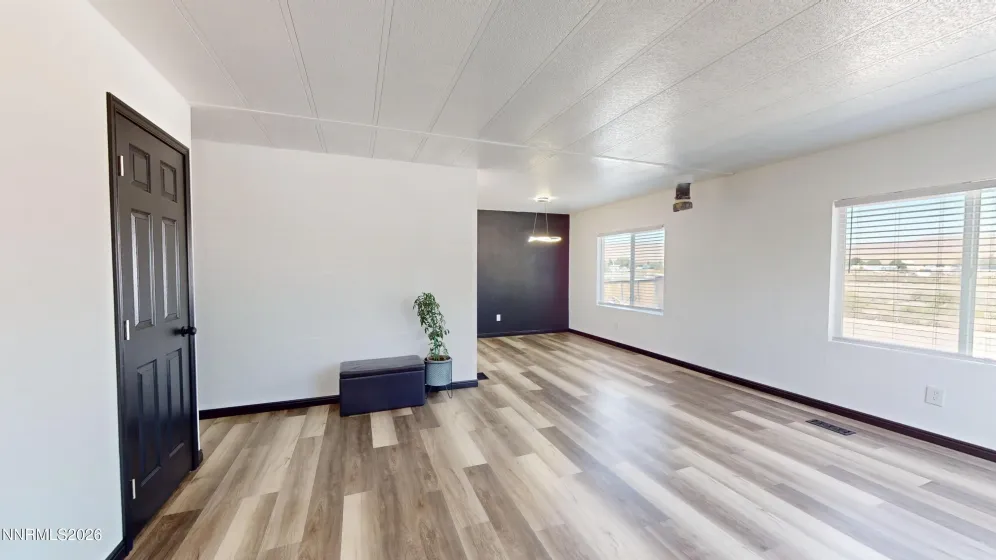 10335 Robbie, Winnemucca, Nevada 89445, 3 Bedrooms Bedrooms, ,2 BathroomsBathrooms,Residential,Residential,Robbie,0,260008782