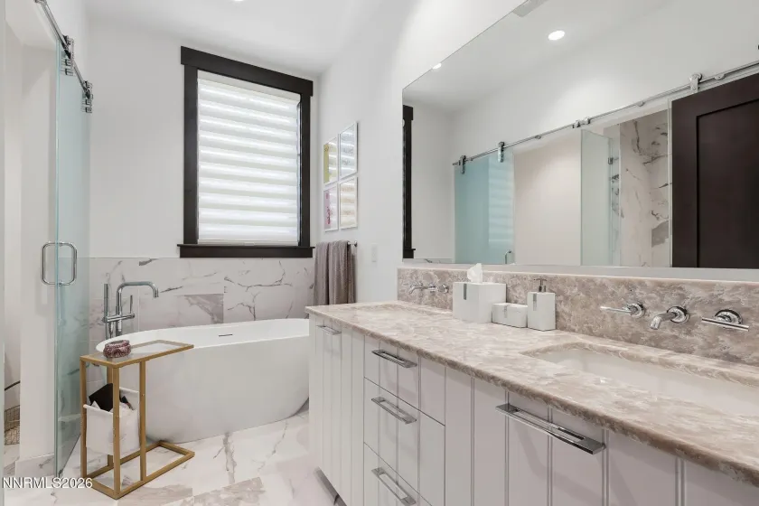 46 Beach Club, Stateline, Nevada 89449, 2 Bedrooms Bedrooms, ,3 BathroomsBathrooms,Residential Lease,Manufactured,Beach Club,0,260008786