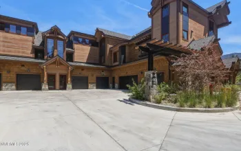 46 Beach Club, Stateline, Nevada 89449, 2 Bedrooms Bedrooms, ,3 BathroomsBathrooms,Residential Lease,Manufactured,Beach Club,0,260008786
