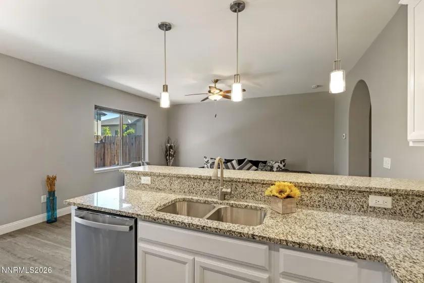 1302 Handelin, Carson City, Nevada 89706, 2 Bedrooms Bedrooms, ,3 BathroomsBathrooms,Residential,Residential,Handelin,0,260008787