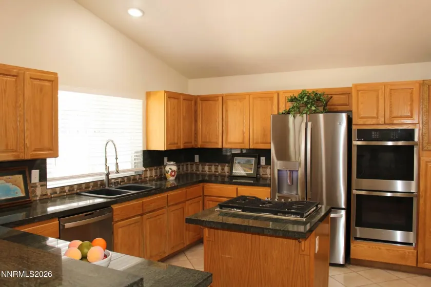 6259 Golden Meadow, Reno, Nevada 89519, 3 Bedrooms Bedrooms, ,3 BathroomsBathrooms,Residential,Residential,Golden Meadow,0,260008789