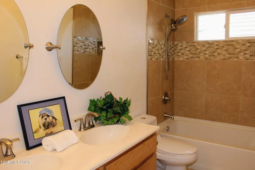 6259 Golden Meadow, Reno, Nevada 89519, 3 Bedrooms Bedrooms, ,3 BathroomsBathrooms,Residential,Residential,Golden Meadow,0,260008789