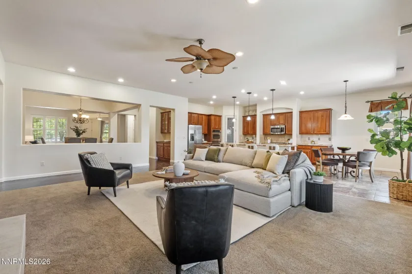 1629 Bridgeview, Reno, Nevada 89521, 3 Bedrooms Bedrooms, ,3 BathroomsBathrooms,Residential,Residential,Bridgeview,0,260008801