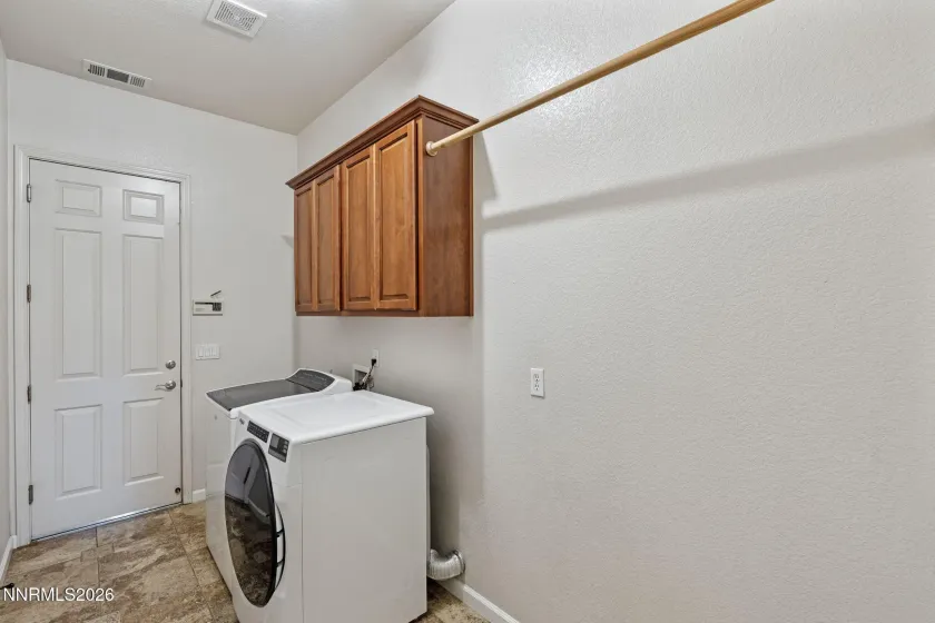1629 Bridgeview, Reno, Nevada 89521, 3 Bedrooms Bedrooms, ,3 BathroomsBathrooms,Residential,Residential,Bridgeview,0,260008801