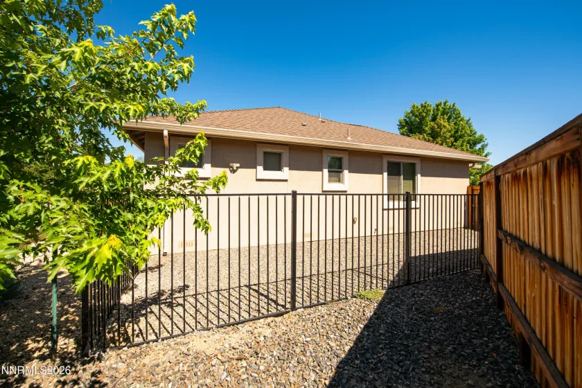 1354 Cedar Creek, Gardnerville, Nevada 89460, 3 Bedrooms Bedrooms, ,2 BathroomsBathrooms,Residential,Residential,Cedar Creek,0,260008804