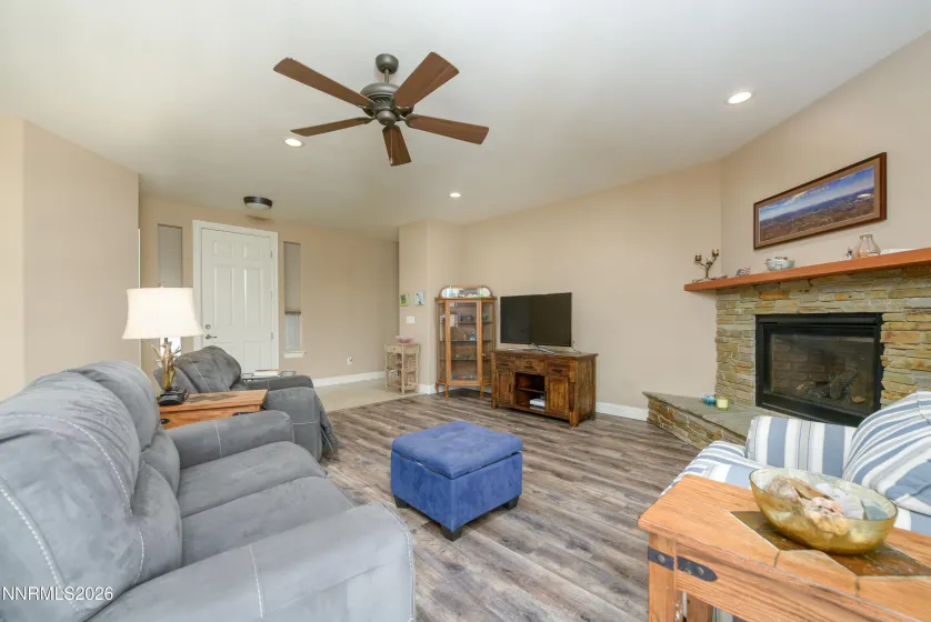 1354 Cedar Creek, Gardnerville, Nevada 89460, 3 Bedrooms Bedrooms, ,2 BathroomsBathrooms,Residential,Residential,Cedar Creek,0,260008804