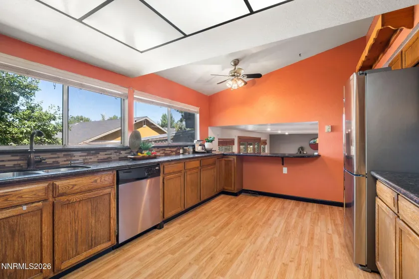 3457 Montezuma, Sparks, Nevada 89434, 4 Bedrooms Bedrooms, ,3 BathroomsBathrooms,Residential,Residential,Montezuma,0,260008806