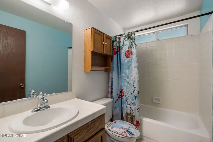 3457 Montezuma, Sparks, Nevada 89434, 4 Bedrooms Bedrooms, ,3 BathroomsBathrooms,Residential,Residential,Montezuma,0,260008806