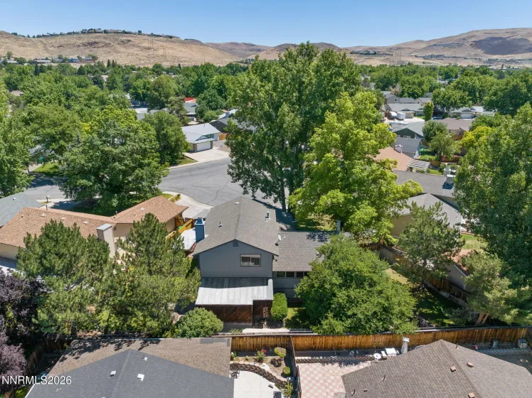 3457 Montezuma, Sparks, Nevada 89434, 4 Bedrooms Bedrooms, ,3 BathroomsBathrooms,Residential,Residential,Montezuma,0,260008806