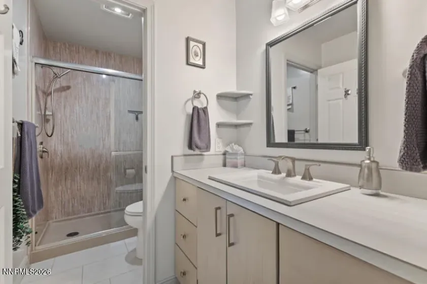 3199 Oakshire, Reno, Nevada 89509, 2 Bedrooms Bedrooms, ,2 BathroomsBathrooms,Residential,Residential,Oakshire,0,260008807