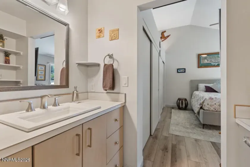 3199 Oakshire, Reno, Nevada 89509, 2 Bedrooms Bedrooms, ,2 BathroomsBathrooms,Residential,Residential,Oakshire,0,260008807