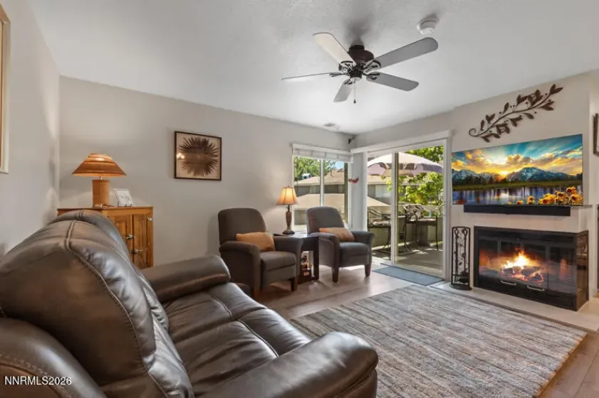 3199 Oakshire, Reno, Nevada 89509, 2 Bedrooms Bedrooms, ,2 BathroomsBathrooms,Residential,Residential,Oakshire,0,260008807