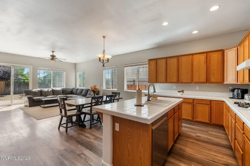 4181 Mystery, Sparks, Nevada 89436, 4 Bedrooms Bedrooms, ,3 BathroomsBathrooms,Residential,Residential,Mystery,0,260008812
