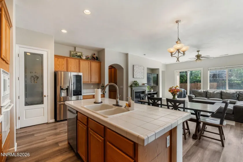 4181 Mystery, Sparks, Nevada 89436, 4 Bedrooms Bedrooms, ,3 BathroomsBathrooms,Residential,Residential,Mystery,0,260008812