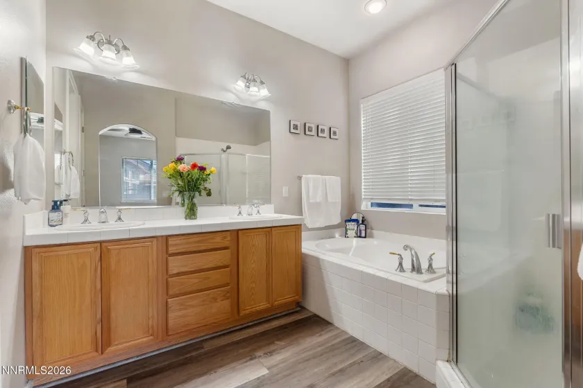 4181 Mystery, Sparks, Nevada 89436, 4 Bedrooms Bedrooms, ,3 BathroomsBathrooms,Residential,Residential,Mystery,0,260008812