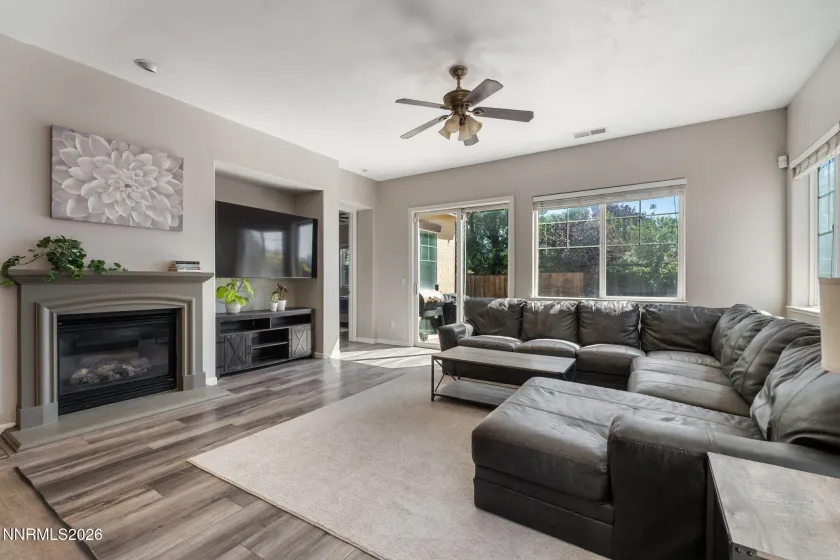 4181 Mystery, Sparks, Nevada 89436, 4 Bedrooms Bedrooms, ,3 BathroomsBathrooms,Residential,Residential,Mystery,0,260008812