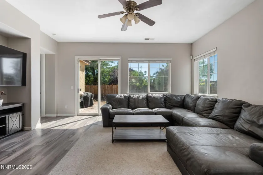 4181 Mystery, Sparks, Nevada 89436, 4 Bedrooms Bedrooms, ,3 BathroomsBathrooms,Residential,Residential,Mystery,0,260008812