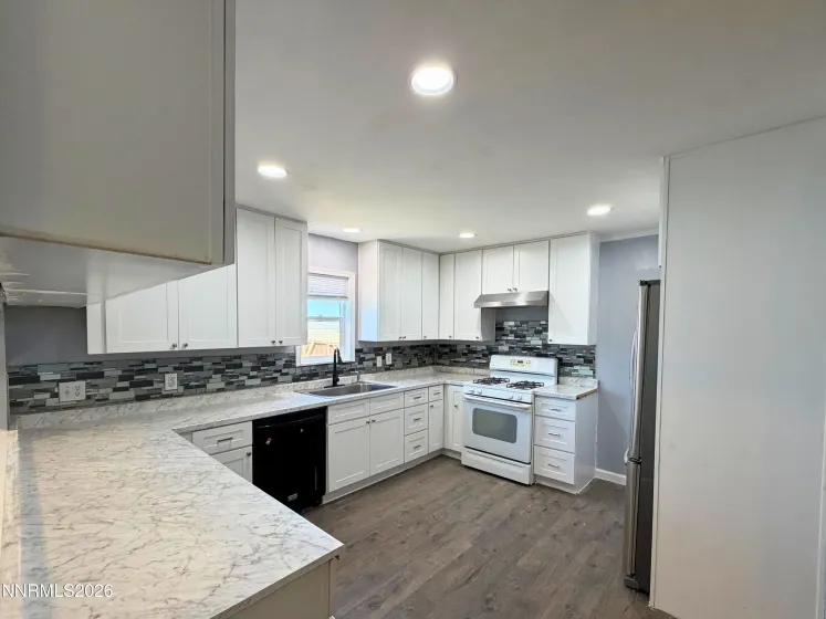 1940 Utah, Silver Springs, Nevada 89429, 3 Bedrooms Bedrooms, ,2 BathroomsBathrooms,Residential,Residential,Utah,0,260008813