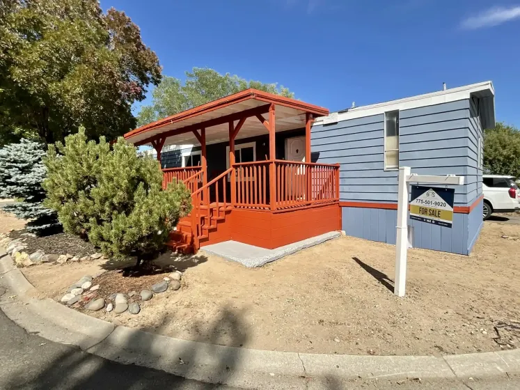 127 Aurora Avenue, Reno, Nevada 89506, 2 Bedrooms Bedrooms, 12 Rooms Rooms,2 BathroomsBathrooms,Manufactured,Residential,Aurora,0,260008817