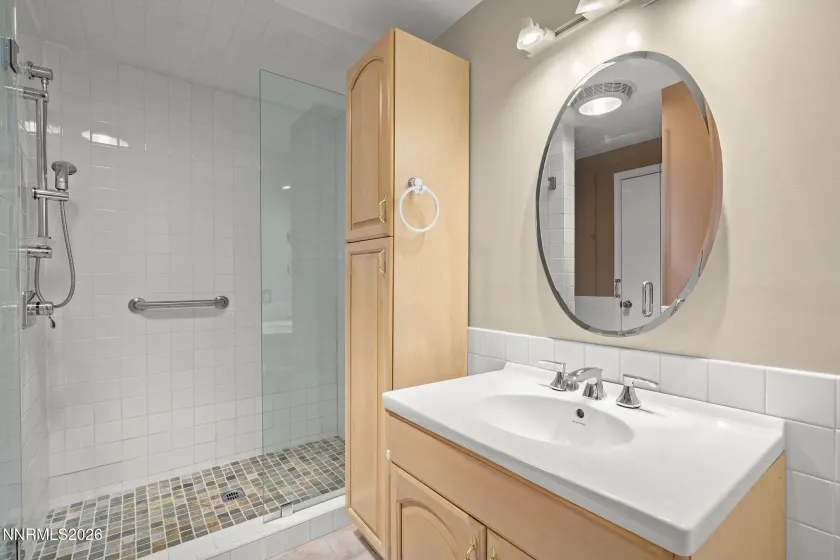 3907 Buckingham, Reno, Nevada 89503, 3 Bedrooms Bedrooms, ,2 BathroomsBathrooms,Residential,Residential,Buckingham,0,260008817