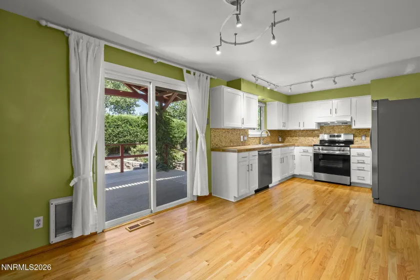 3907 Buckingham, Reno, Nevada 89503, 3 Bedrooms Bedrooms, ,2 BathroomsBathrooms,Residential,Residential,Buckingham,0,260008817