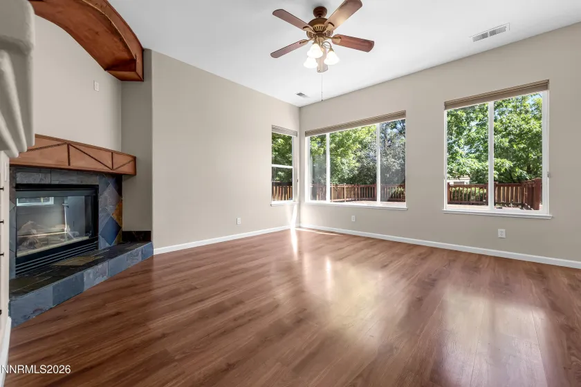 3340 Sansol, Sparks, Nevada 89436, 4 Bedrooms Bedrooms, ,2 BathroomsBathrooms,Residential,Residential,Sansol,0,260008818