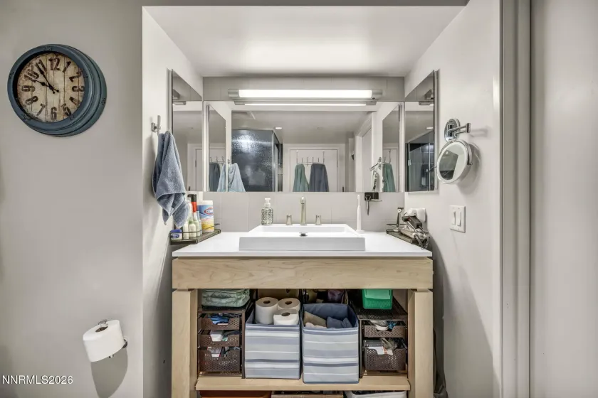 255 Sierra, Reno, Nevada 89501, 1 Bedroom Bedrooms, ,1 BathroomBathrooms,Residential,Residential,Sierra,0,260008819