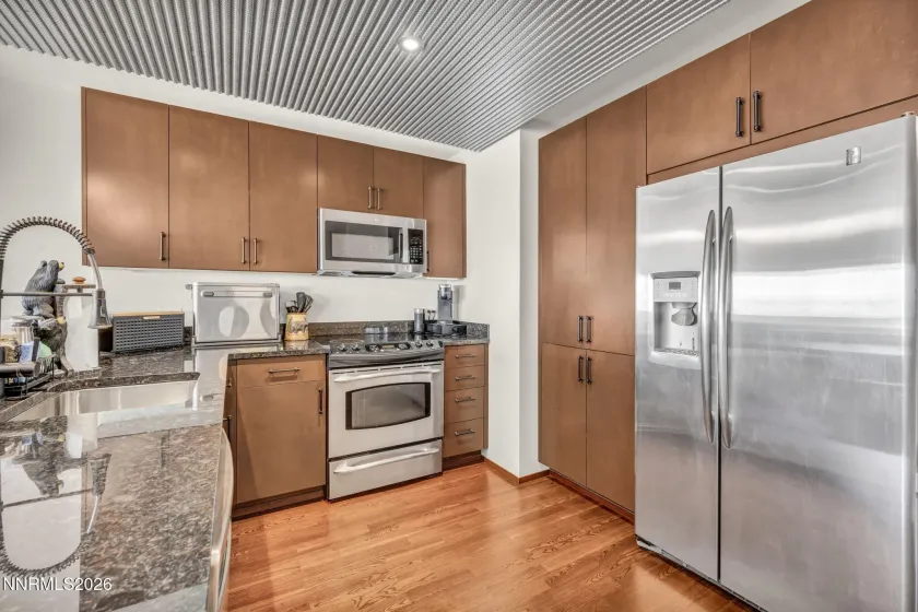 255 Sierra, Reno, Nevada 89501, 1 Bedroom Bedrooms, ,1 BathroomBathrooms,Residential,Residential,Sierra,0,260008819