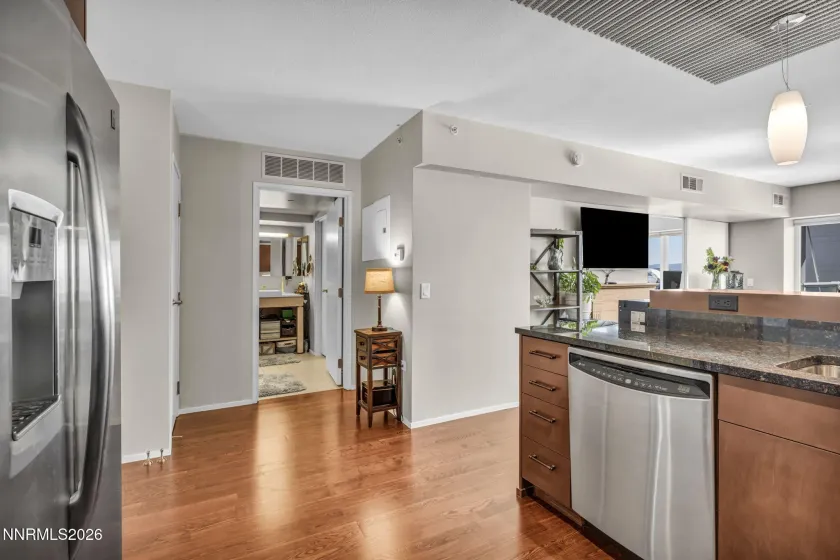 255 Sierra, Reno, Nevada 89501, 1 Bedroom Bedrooms, ,1 BathroomBathrooms,Residential,Residential,Sierra,0,260008819
