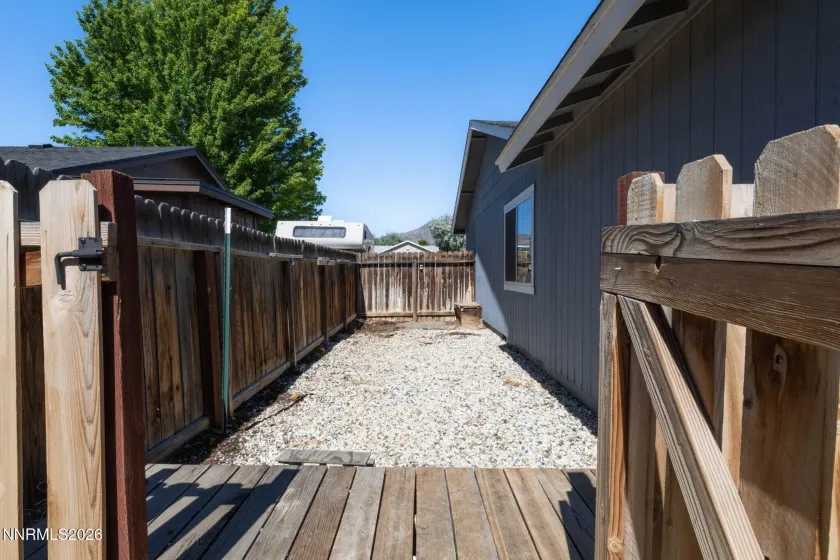 542 Yellow Jacket, Dayton, Nevada 89403, 3 Bedrooms Bedrooms, ,2 BathroomsBathrooms,Residential,Residential,Yellow Jacket,0,260008820