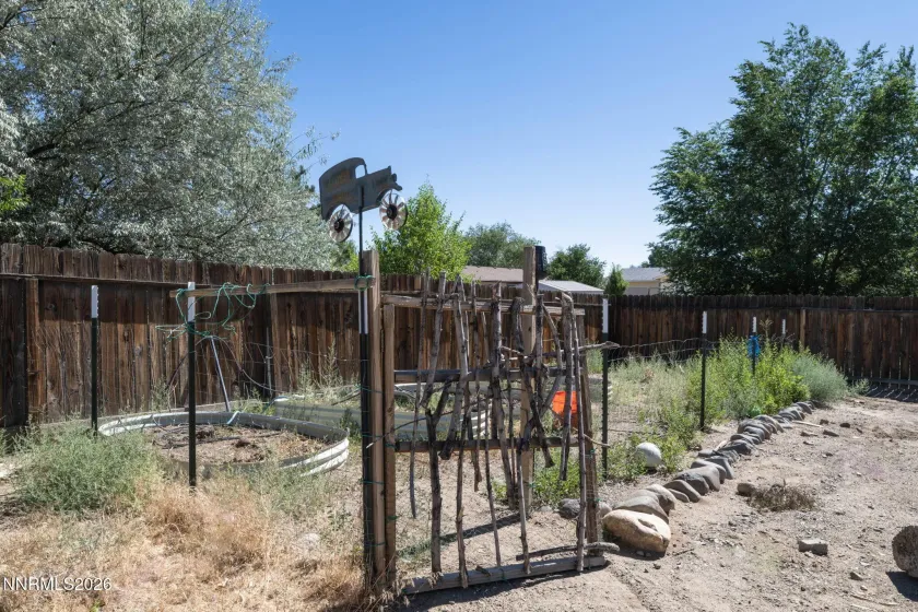 542 Yellow Jacket, Dayton, Nevada 89403, 3 Bedrooms Bedrooms, ,2 BathroomsBathrooms,Residential,Residential,Yellow Jacket,0,260008820