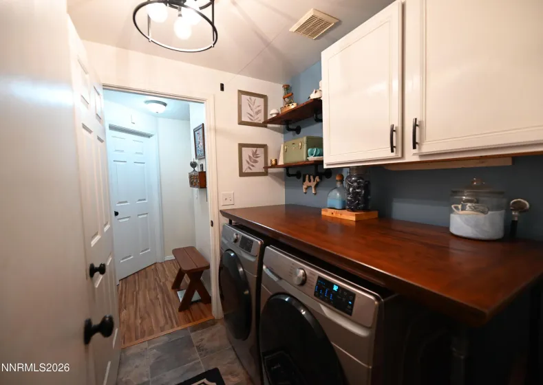 403 Bramble, Fernley, Nevada 89408, 3 Bedrooms Bedrooms, ,2 BathroomsBathrooms,Residential,Residential,Bramble,0,260008821
