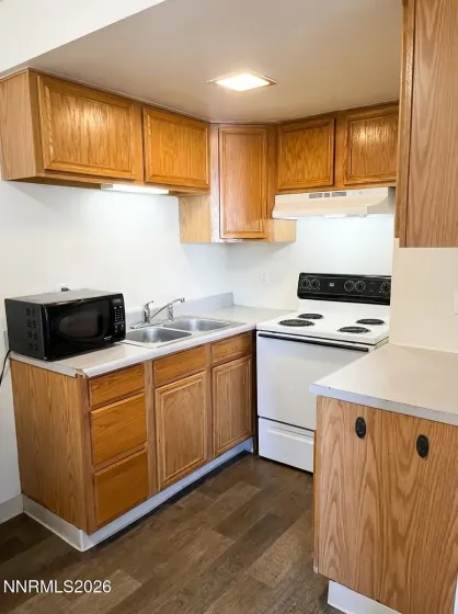 190 Locust, Reno, Nevada 89502, ,Residential Income,Residential,Locust,0,260008823
