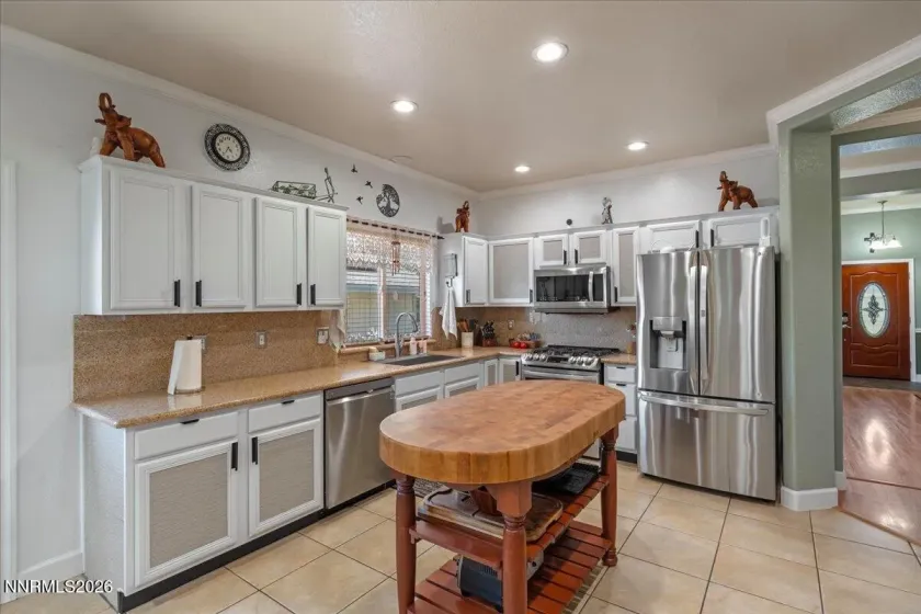 7931 Zinfandel, Reno, Nevada 89506, 4 Bedrooms Bedrooms, ,2 BathroomsBathrooms,Residential,Residential,Zinfandel,0,260008822