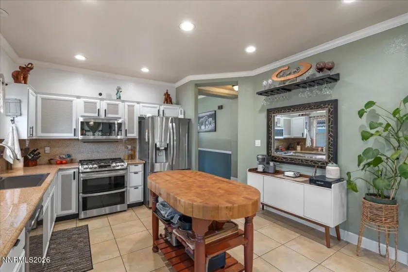 7931 Zinfandel, Reno, Nevada 89506, 4 Bedrooms Bedrooms, ,2 BathroomsBathrooms,Residential,Residential,Zinfandel,0,260008822