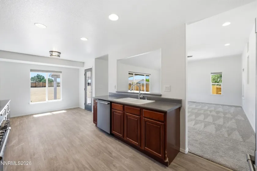 2328 Soar, Sparks, Nevada 89441, 4 Bedrooms Bedrooms, ,2 BathroomsBathrooms,Residential,Residential,Soar,0,260008824