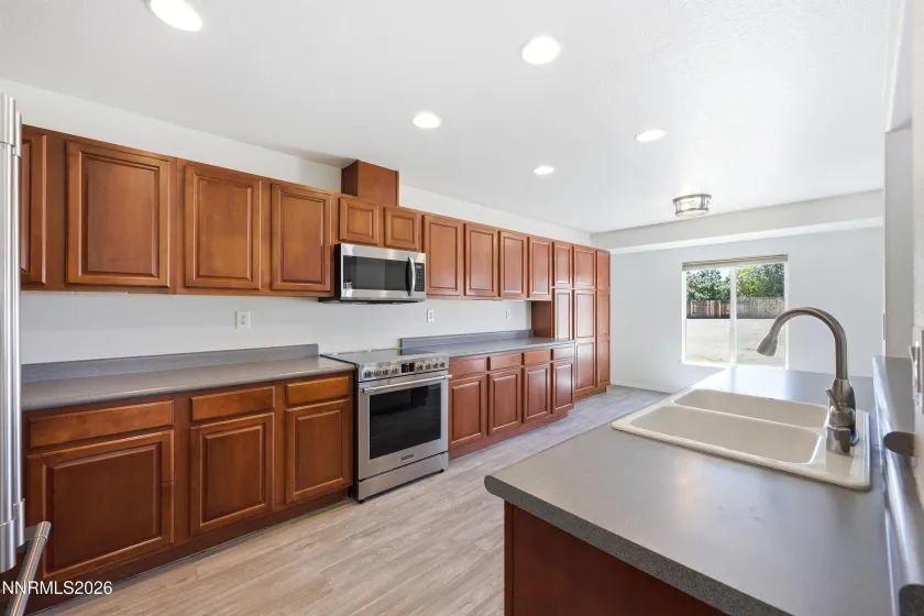 2328 Soar, Sparks, Nevada 89441, 4 Bedrooms Bedrooms, ,2 BathroomsBathrooms,Residential,Residential,Soar,0,260008824