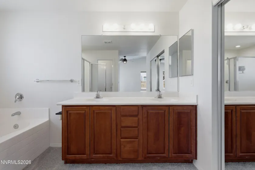 2328 Soar, Sparks, Nevada 89441, 4 Bedrooms Bedrooms, ,2 BathroomsBathrooms,Residential,Residential,Soar,0,260008824
