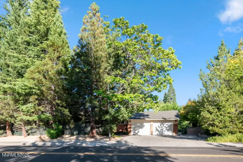 2370 Skyline, Reno, Nevada 89509, 6 Bedrooms Bedrooms, ,3 BathroomsBathrooms,Residential,Residential,Skyline,0,260008838