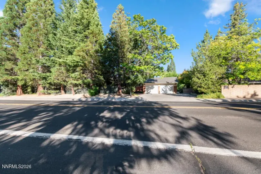 2370 Skyline, Reno, Nevada 89509, 6 Bedrooms Bedrooms, ,3 BathroomsBathrooms,Residential,Residential,Skyline,0,260008838