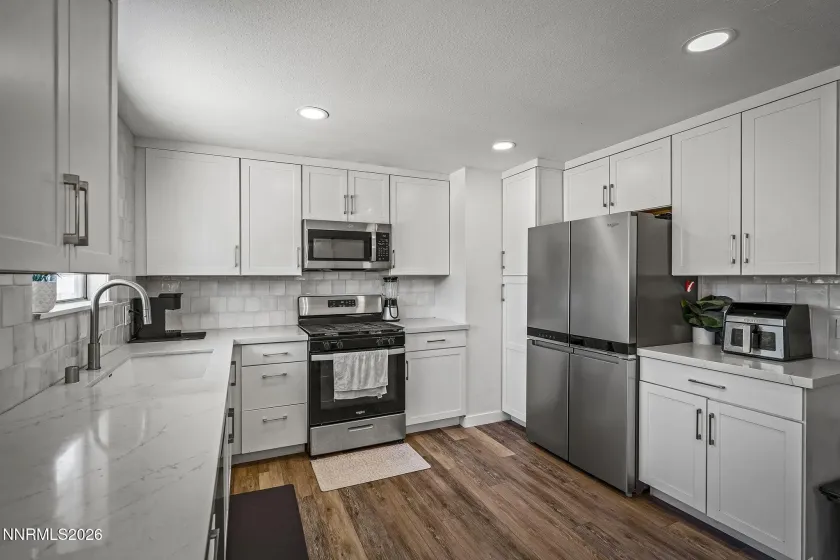 7505 Robert Banks, Sparks, Nevada 89436, 4 Bedrooms Bedrooms, ,2 BathroomsBathrooms,Residential,Residential,Robert Banks,0,260008840