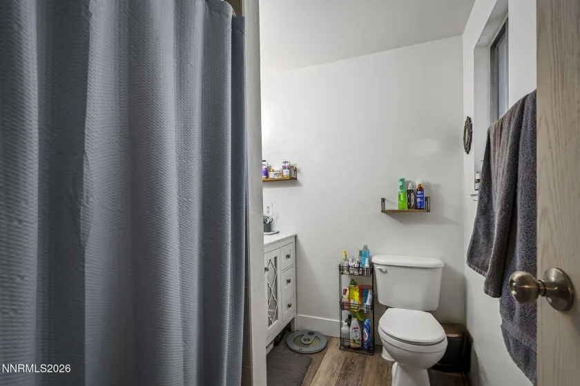 7505 Robert Banks, Sparks, Nevada 89436, 4 Bedrooms Bedrooms, ,2 BathroomsBathrooms,Residential,Residential,Robert Banks,0,260008840