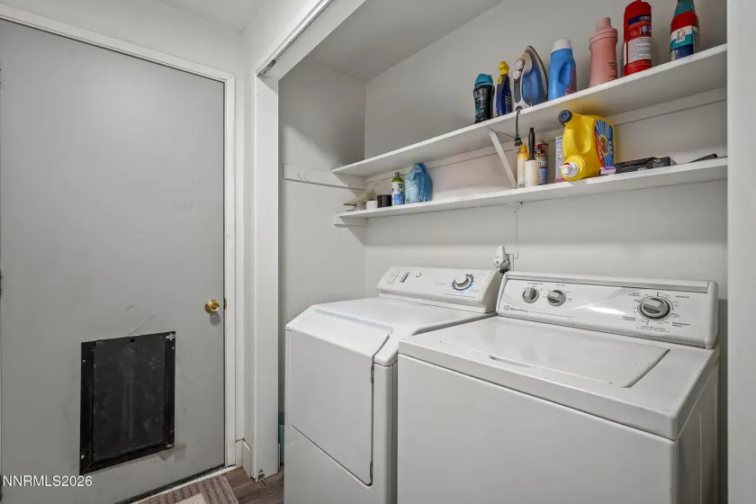 7505 Robert Banks, Sparks, Nevada 89436, 4 Bedrooms Bedrooms, ,2 BathroomsBathrooms,Residential,Residential,Robert Banks,0,260008840