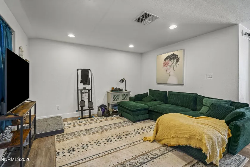 7505 Robert Banks, Sparks, Nevada 89436, 4 Bedrooms Bedrooms, ,2 BathroomsBathrooms,Residential,Residential,Robert Banks,0,260008840