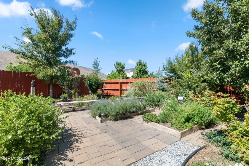 17620 Yearling, Reno, Nevada 89508, 4 Bedrooms Bedrooms, ,3 BathroomsBathrooms,Residential,Residential,Yearling,0,260008841