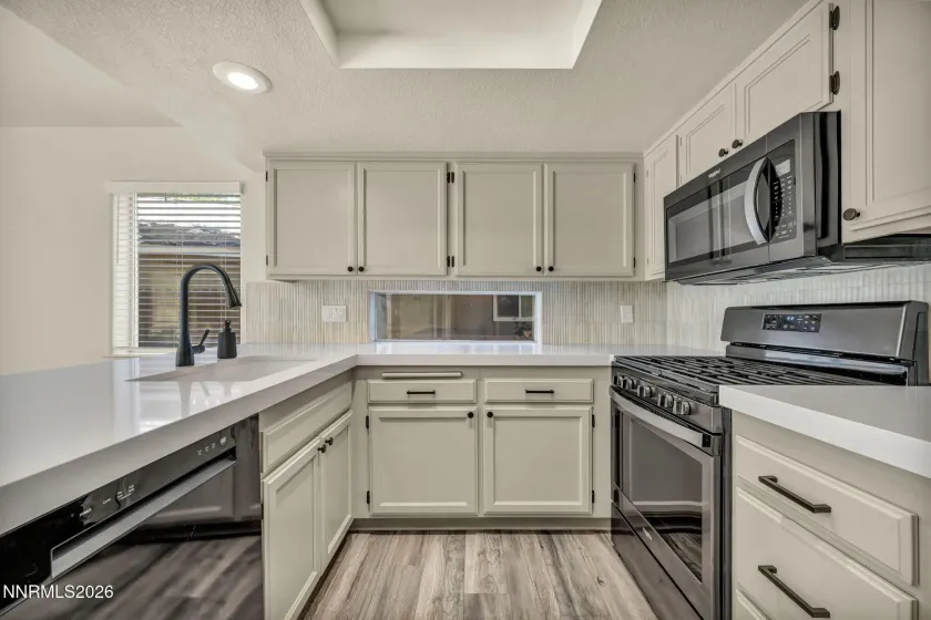 7554 Wheeldale, Reno, Nevada 89511, 3 Bedrooms Bedrooms, ,3 BathroomsBathrooms,Residential Lease,Manufactured,Wheeldale,0,260008843