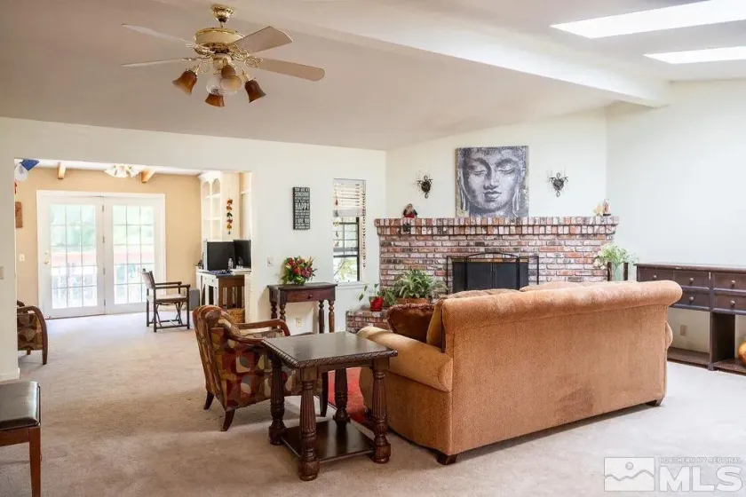 2285 Hedgewood, Reno, Nevada 89509, 3 Bedrooms Bedrooms, ,3 BathroomsBathrooms,Residential,Residential,Hedgewood,0,260008846