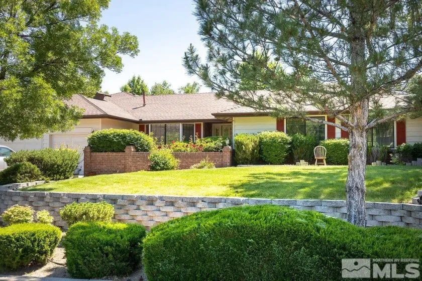 2285 Hedgewood, Reno, Nevada 89509, 3 Bedrooms Bedrooms, ,3 BathroomsBathrooms,Residential,Residential,Hedgewood,0,260008846