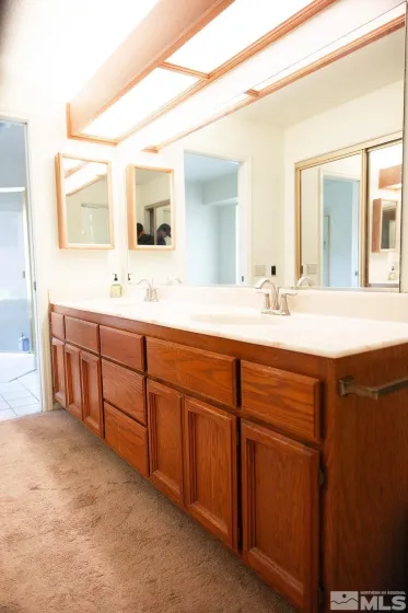 2285 Hedgewood, Reno, Nevada 89509, 3 Bedrooms Bedrooms, ,3 BathroomsBathrooms,Residential,Residential,Hedgewood,0,260008846