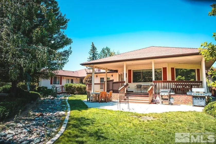 2285 Hedgewood, Reno, Nevada 89509, 3 Bedrooms Bedrooms, ,3 BathroomsBathrooms,Residential,Residential,Hedgewood,0,260008846